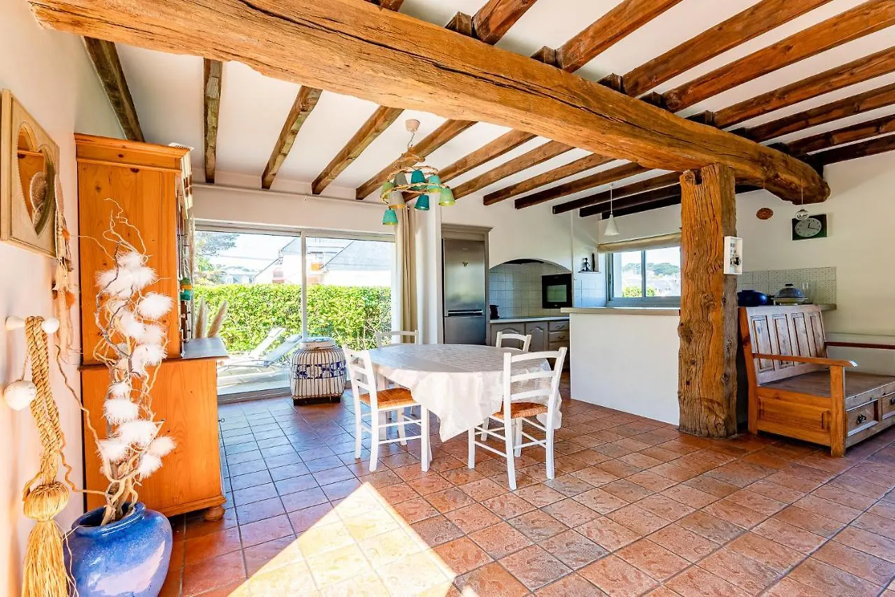 Hébergement de vacances Les Hortensias à 50 m de la plage de Trestraou Perros-Guirec